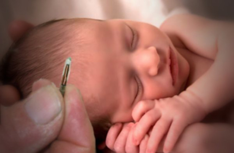 КОШМАР ПОЧИЊЕ: Чиповање новорођених беба у Европи почиње од маја 2014.?!