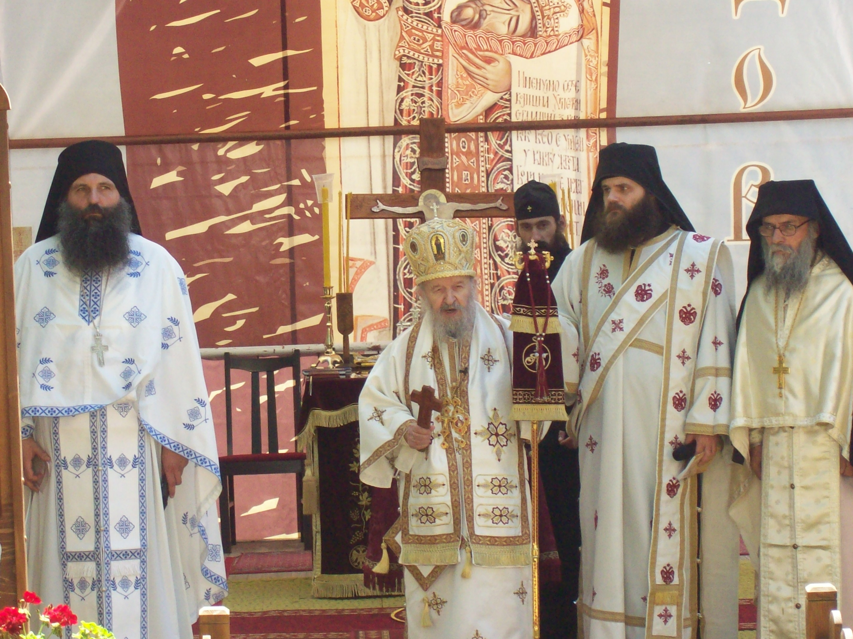 Видовдан у манастиру Св. Јустина Ћелијског у Барајеву (фото)